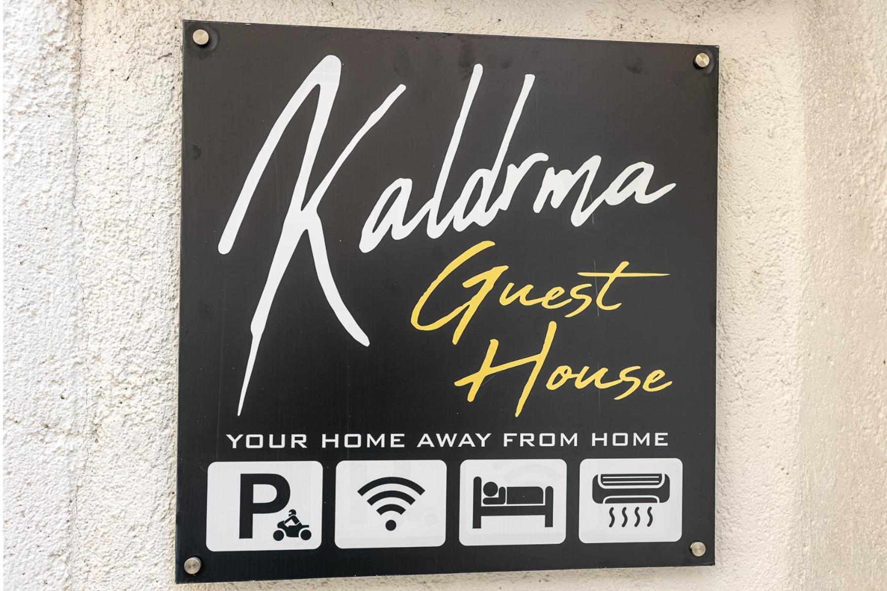 Kaldrma Guesthouse โมสตาร์ ภายนอก รูปภาพ