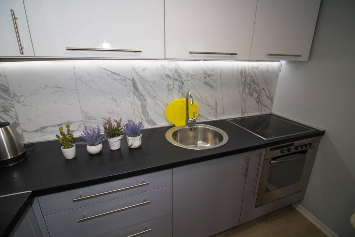Kaldrma Guesthouse โมสตาร์ ภายนอก รูปภาพ